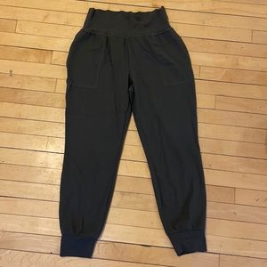 Athleta Green Cruise Joggers